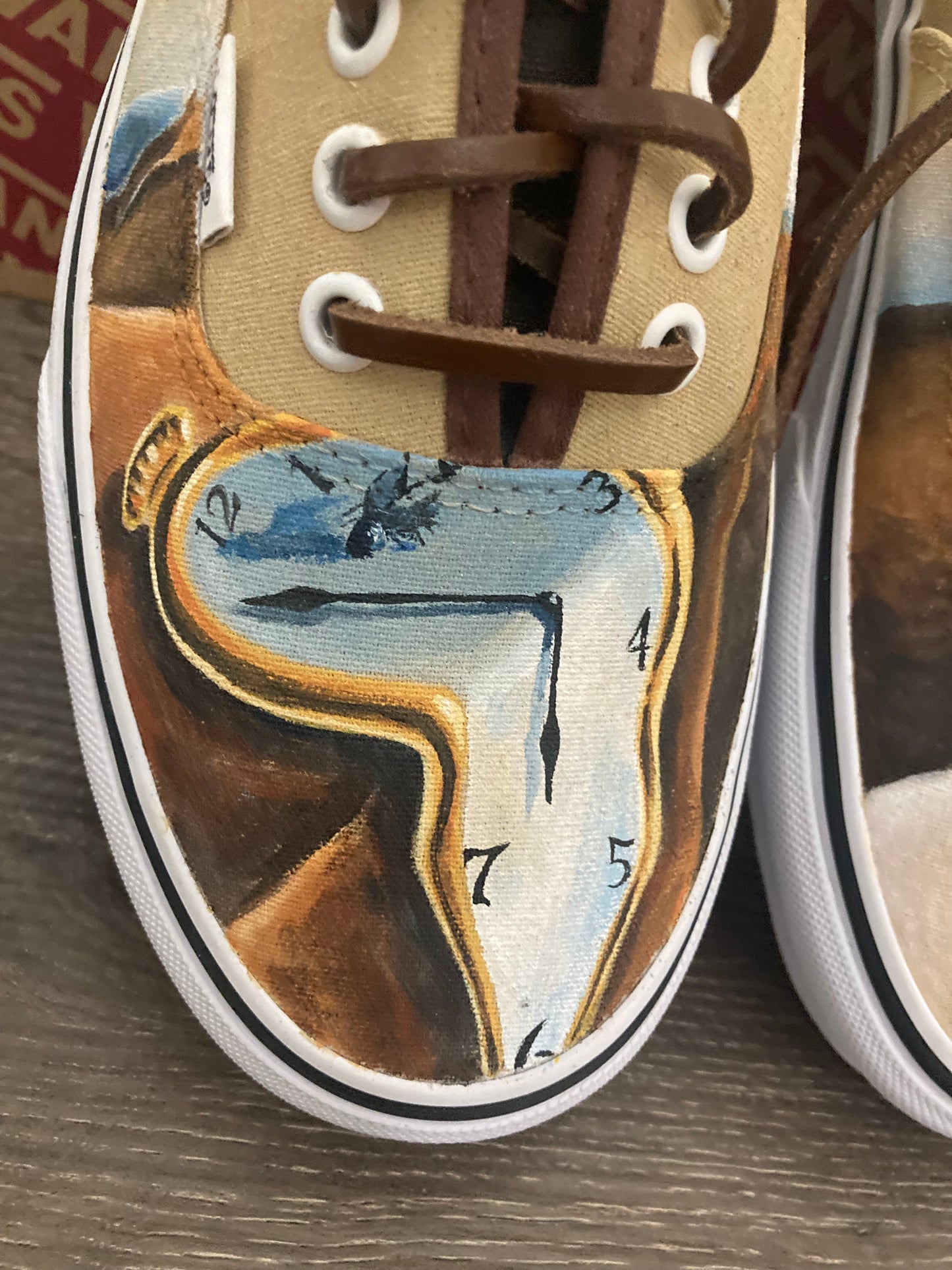 Dali Vans