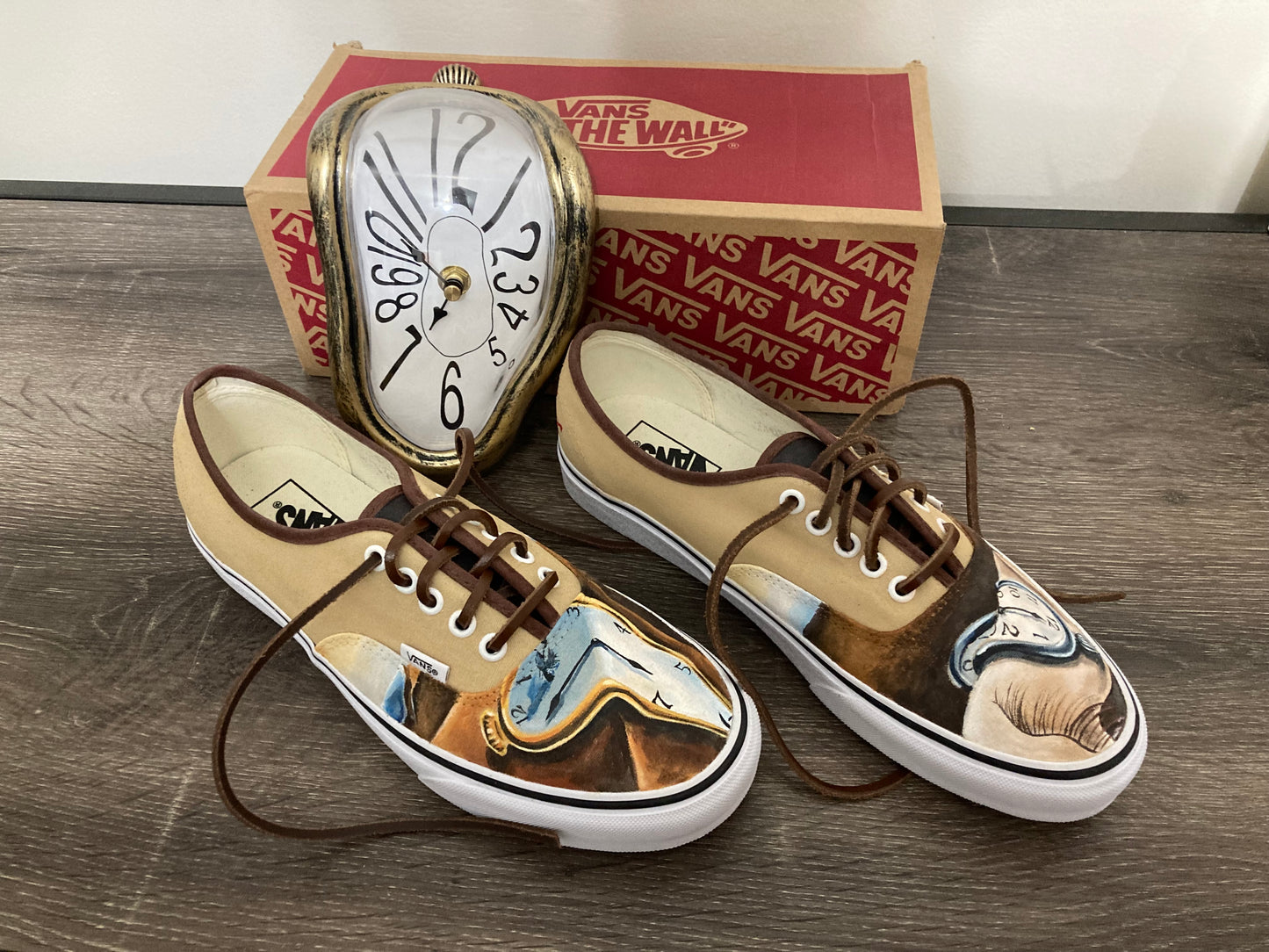 Dali Vans