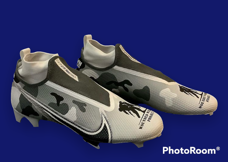 Custom cleat deposit