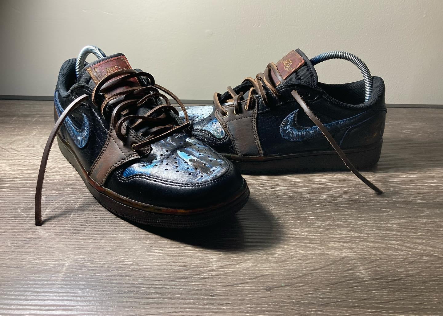 Custom shoes deposit